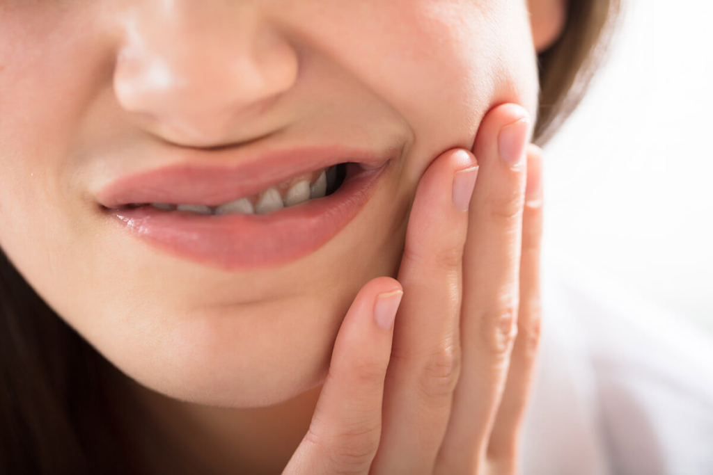 How to Stop Sensitive Teeth Pain Immediately